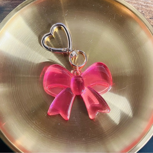 Pink Bow Keychain Accessory - Picture 1 of 2